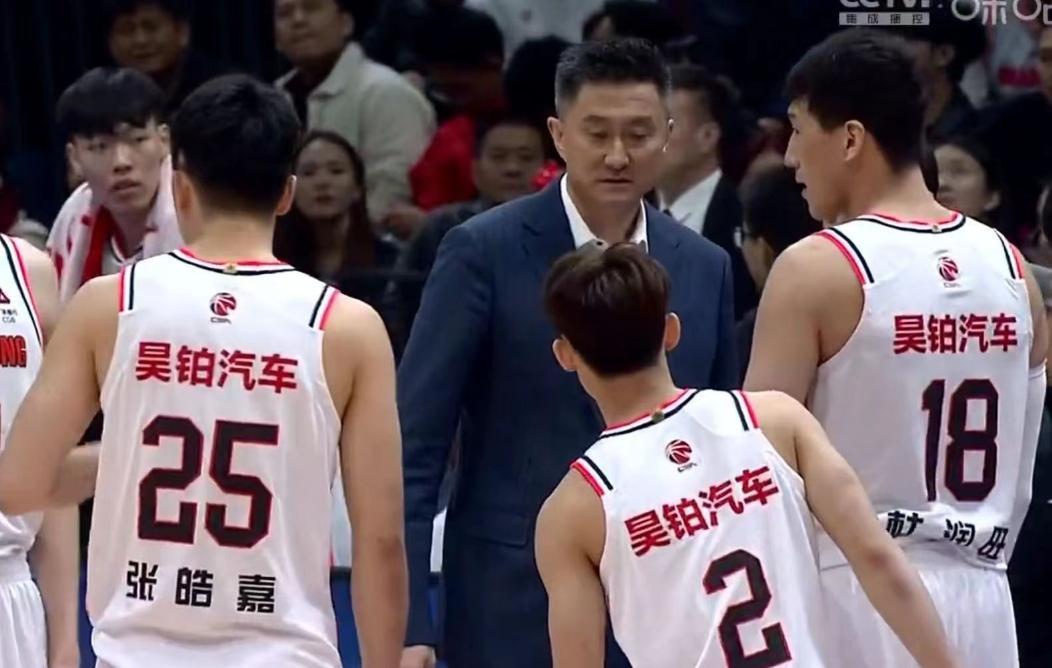 NBA直播-广东男篮12人大名单基本确定，三大外援+六大国手，杜锋志在夺冠