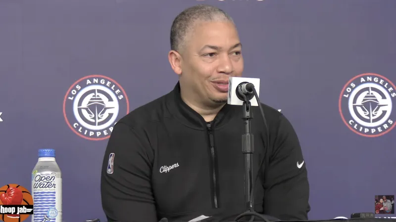 CCTV5在线直播-泰伦-卢采访全文：加兰表现非常出色，祖巴茨值得主场的礼遇